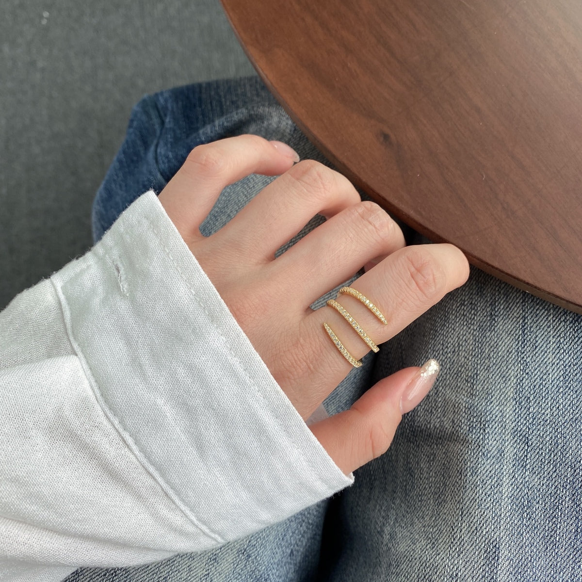 [Regalia jewelry]Unique Vibrant Entangle Daily Ring