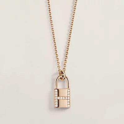 [Regalia jewelry]HM ADVANCED NICHE LOCK HEAD NECKLACE DIAMONDS