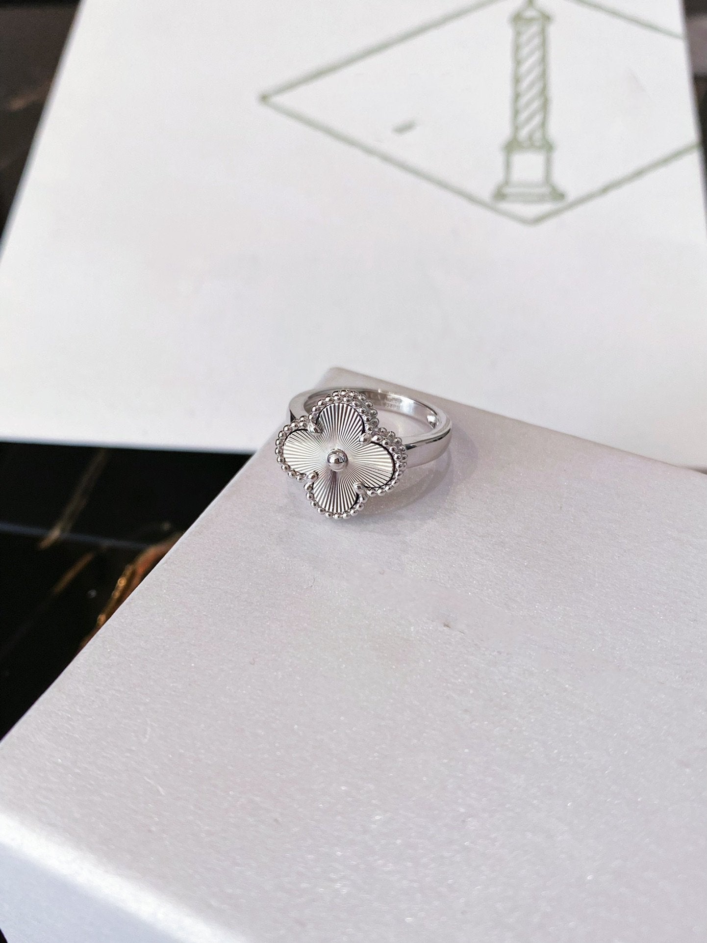 [Regalia jewelry]CLOVER SILVER RING