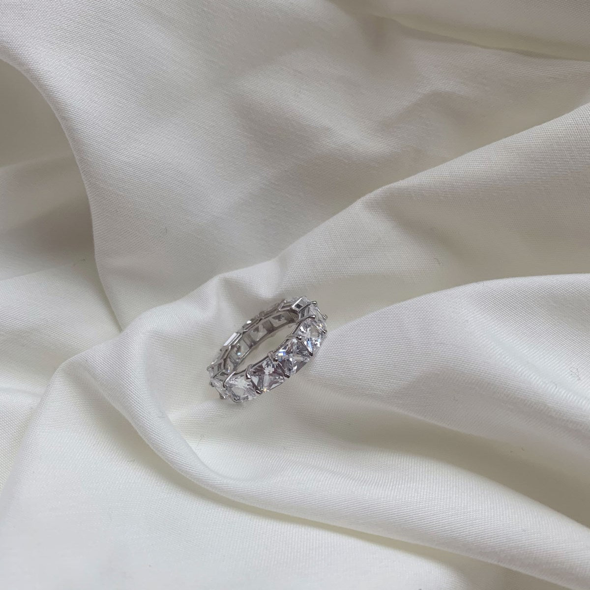 [Regalia jewelry]Elegant Princess Cut Tennis Ring