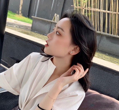 [Regalia jewelry]JEUX DE WHITE MOP PINK GOLD DIAMOND EARRINGS