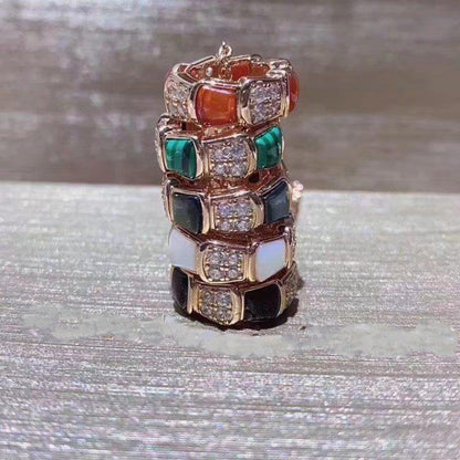 [Regalia jewelry]SERPENTI PEDANT DIAMOND NECKLACE